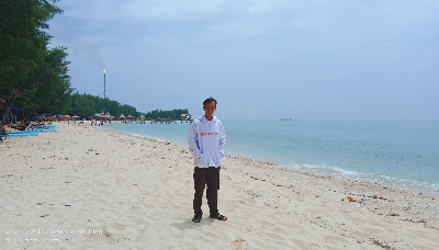 Liburan ke Pantai Remen Tuban